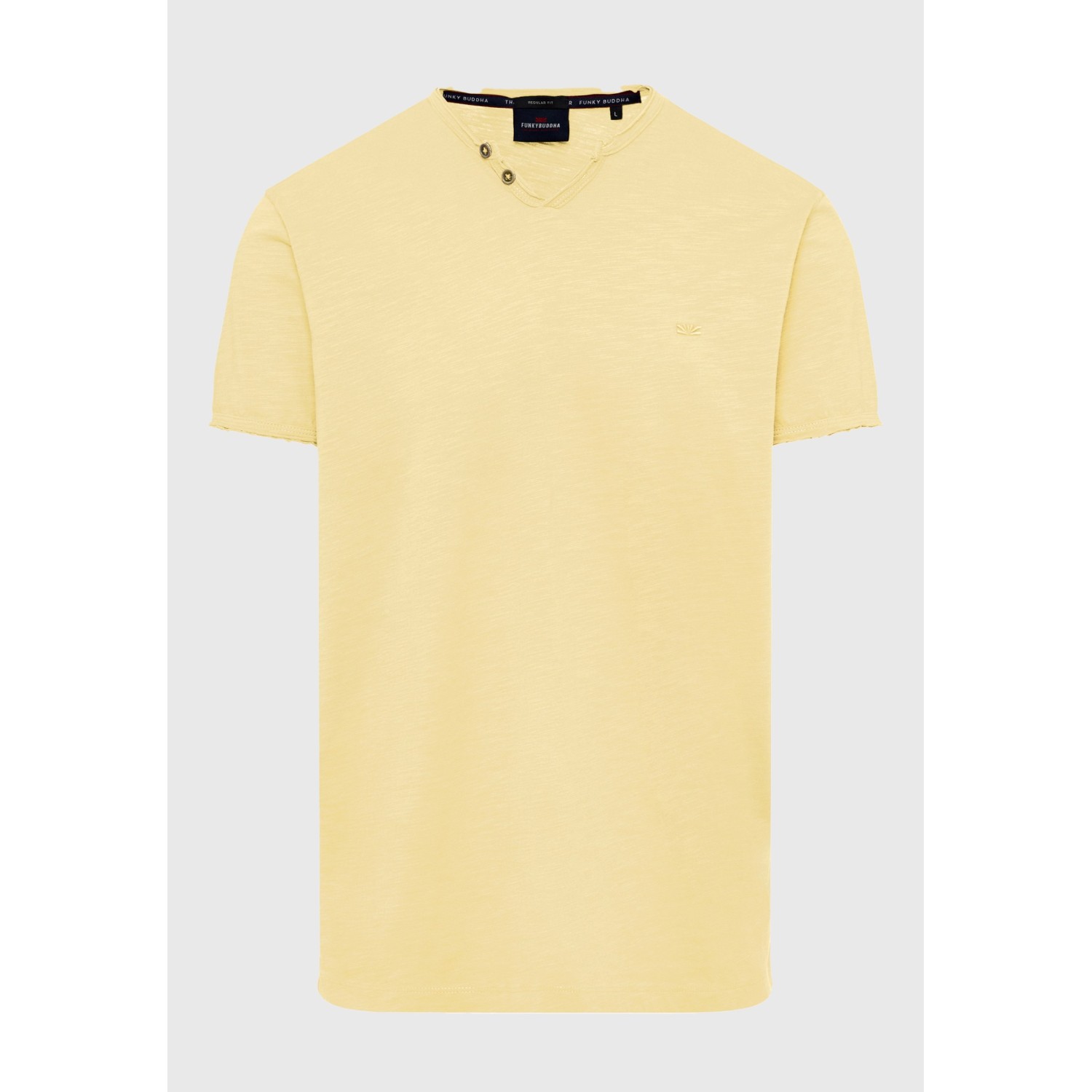T-shirt με λαιμό henley και raw cuts - The essenti