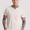 T-shirt με λαιμό henley και raw cuts - The essenti