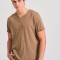 T-shirt με λαιμό henley και raw cuts - The essenti