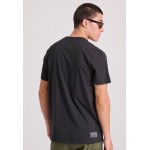 T-shirt με τύπωμα και τσέπη στο στήθος