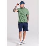 T-shirt με τύπωμα και τσέπη στο στήθος T-shirt με τύπωμα και τσέπη στο στήθος