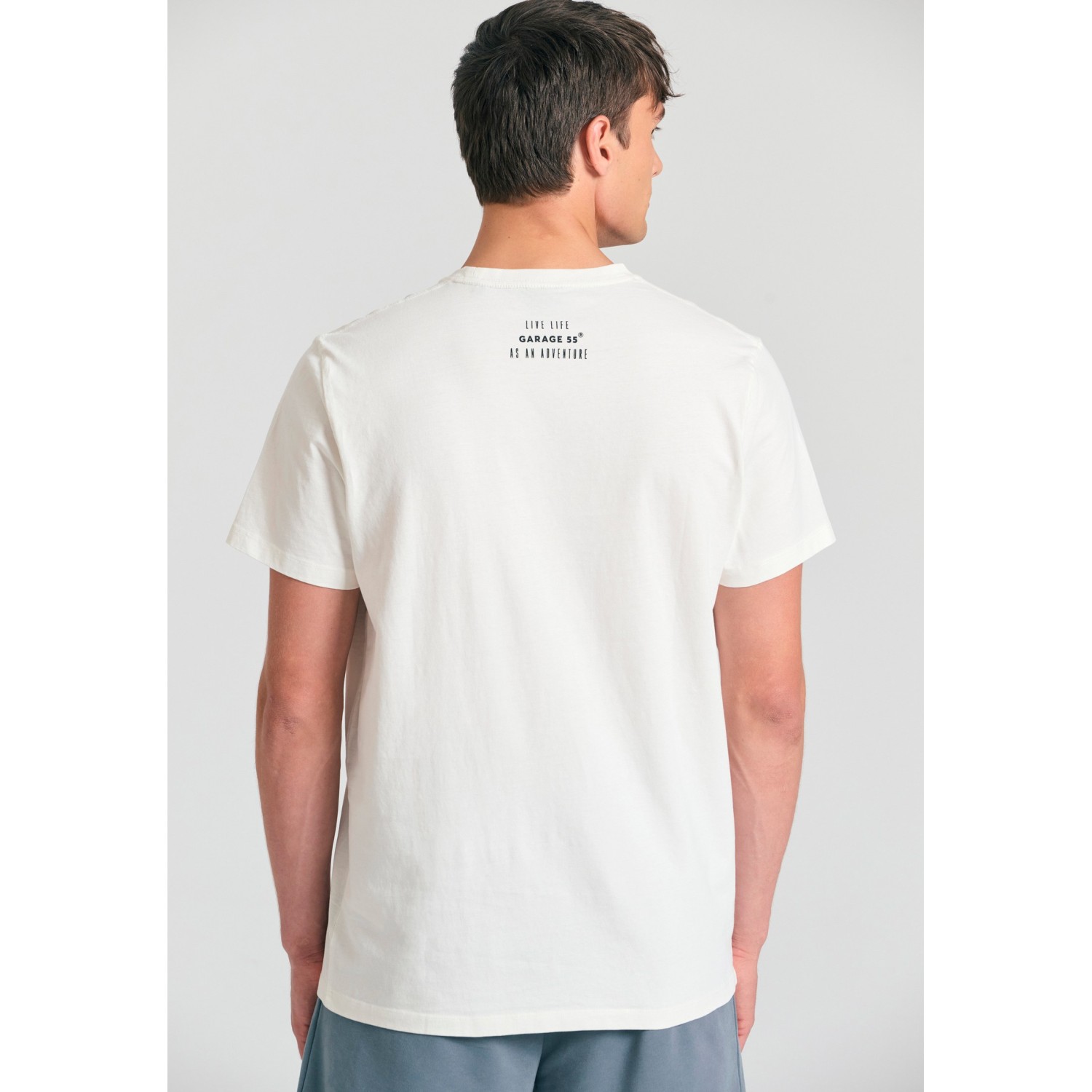 T-shirt με τύπωμα στο στήθος Garage 55.