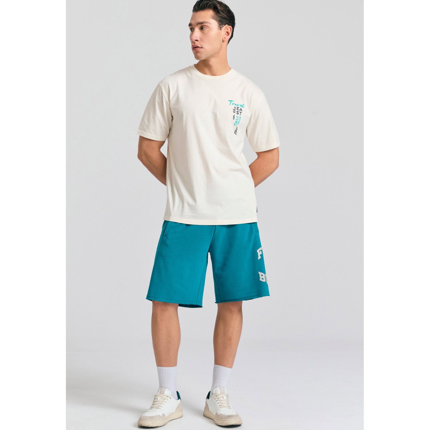Wide leg fit αθλητική βερμούδα με branded τύπωμα