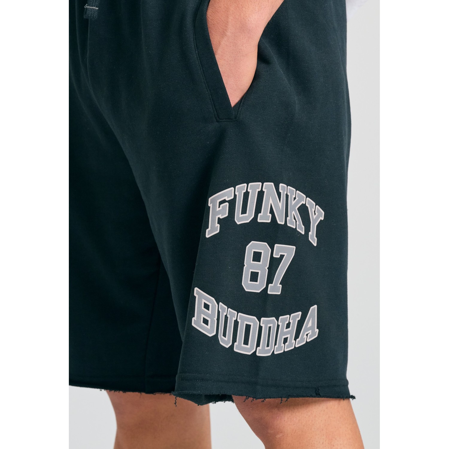 Wide leg fit αθλητική βερμούδα με branded τύπωμα