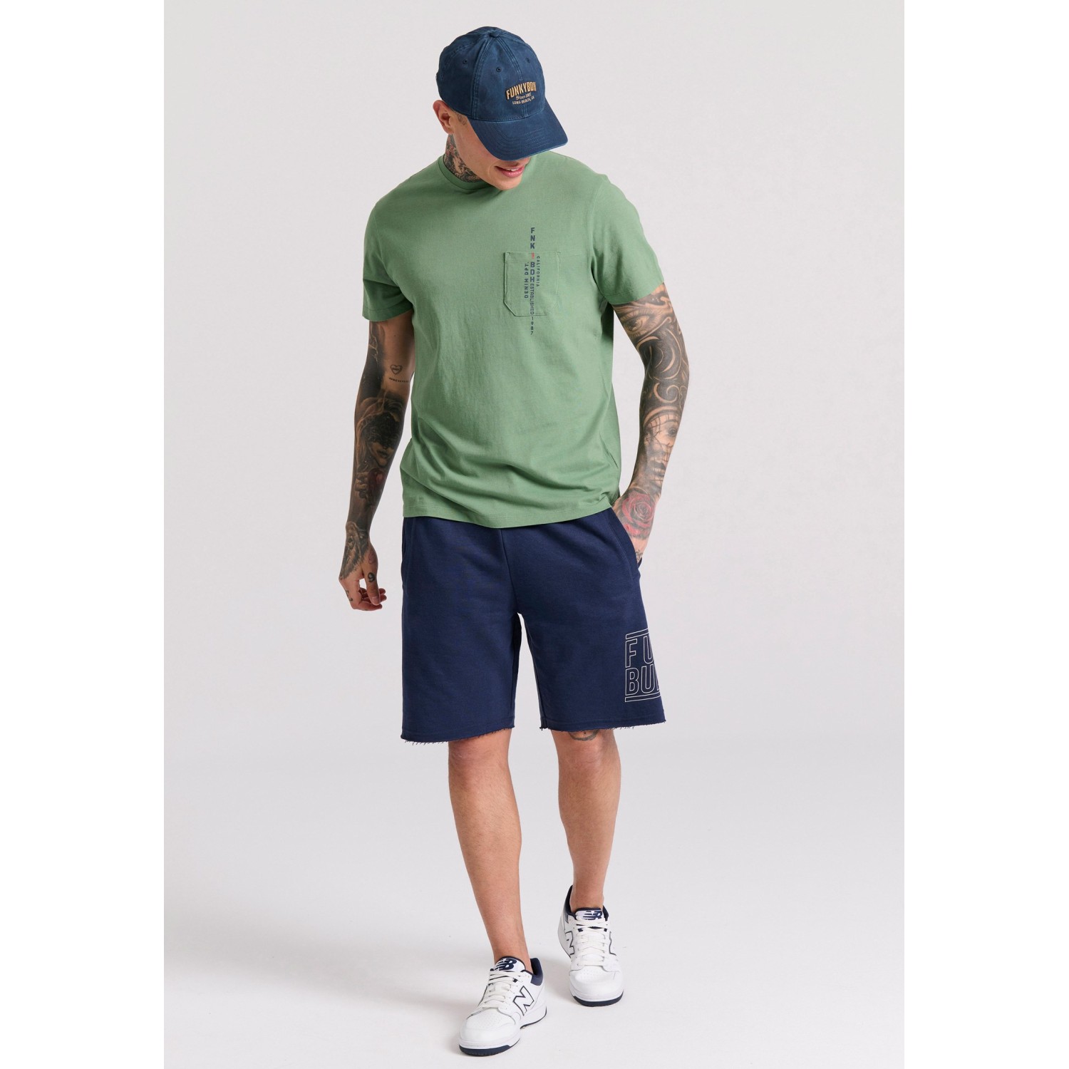 Wide leg fit αθλητική βερμούδα με Funky Buddha τύπ