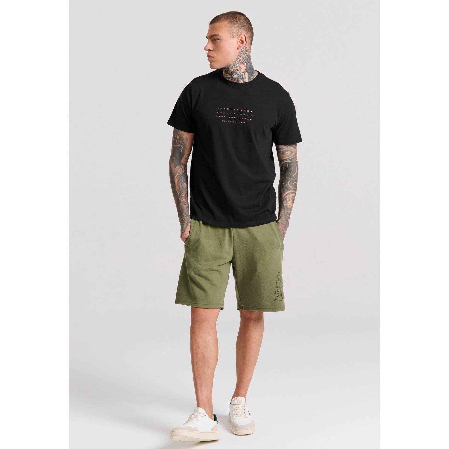 Wide leg fit αθλητική βερμούδα με Funky Buddha τύπ Wide leg fit αθλητική βερμούδα με Funky Buddha τύπ