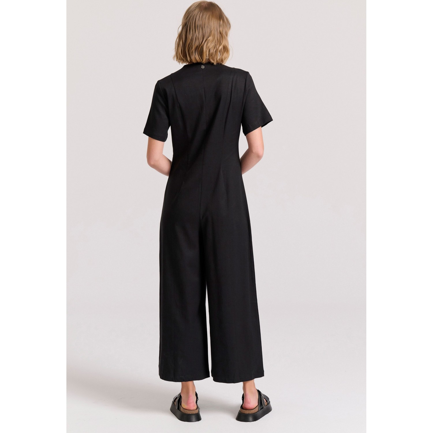 Wide leg fit ολόσωμη φόρμα από lyocell Wide leg fit ολόσωμη φόρμα από lyocell