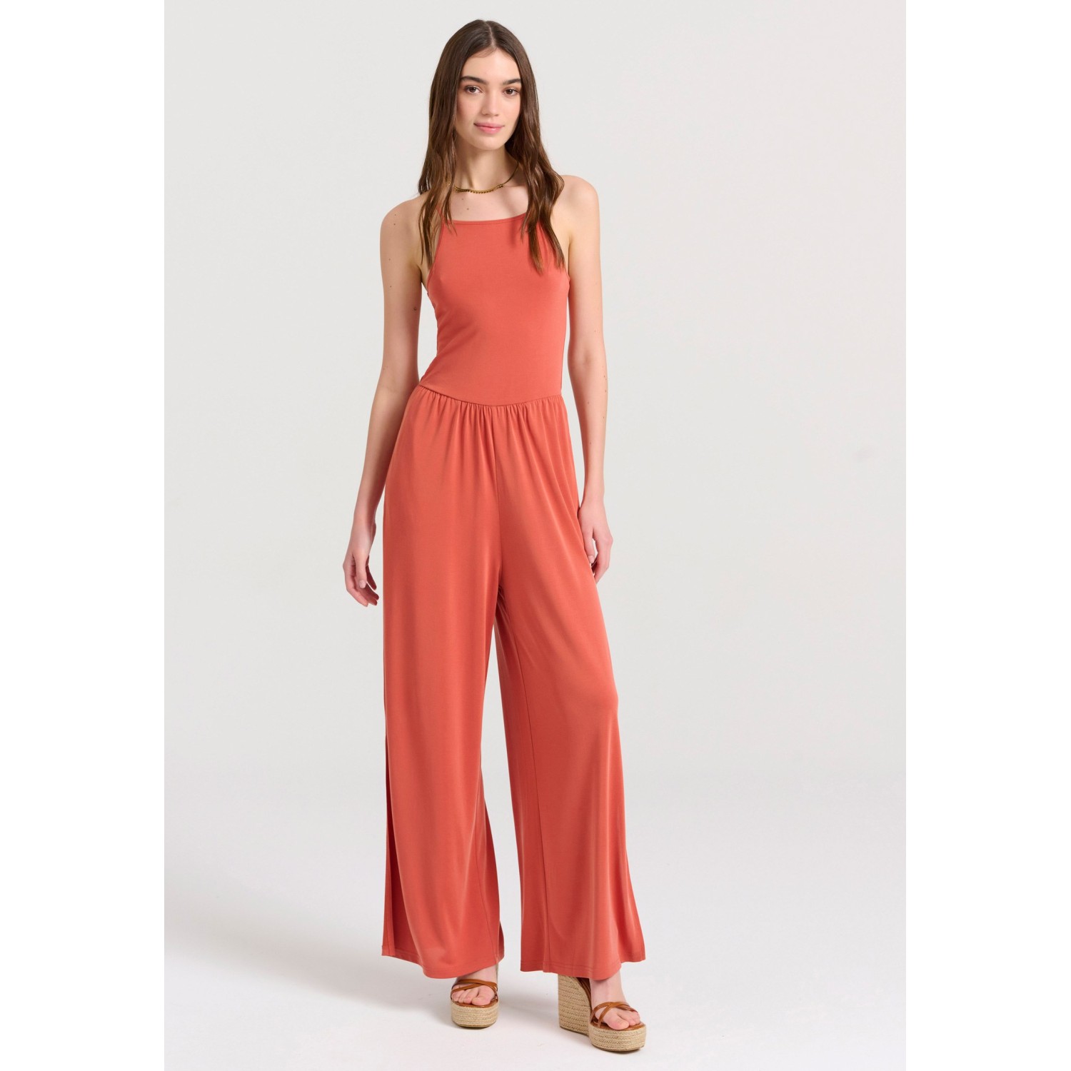 Wide leg fit ολόσωμη φόρμα με πλαϊνά ανοίγματα