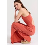 Wide leg fit ολόσωμη φόρμα με πλαϊνά ανοίγματα