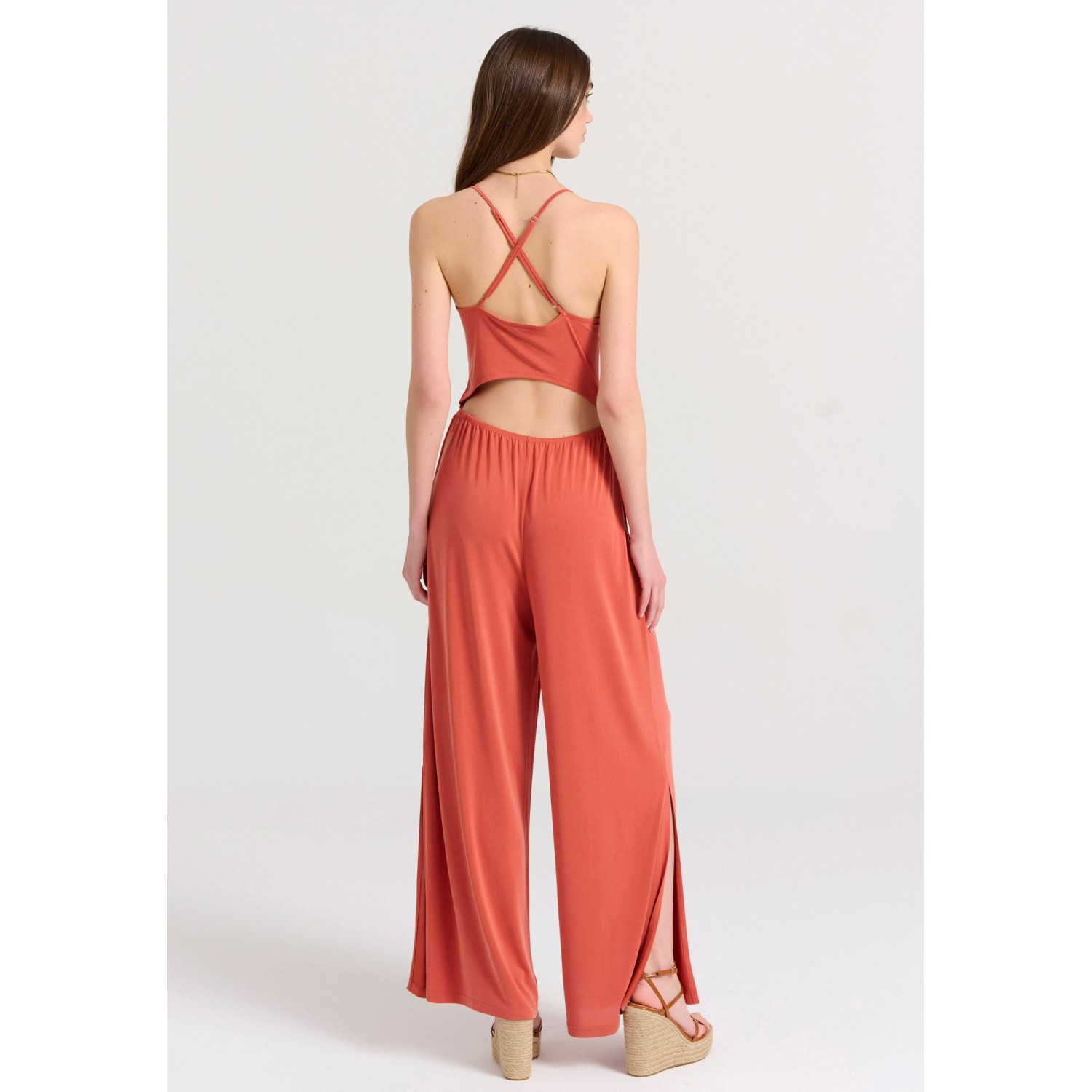 Wide leg fit ολόσωμη φόρμα με πλαϊνά ανοίγματα