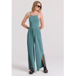 Wide leg fit ολόσωμη φόρμα με πλαϊνά ανοίγματα Wide leg fit ολόσωμη φόρμα με πλαϊνά ανοίγματα