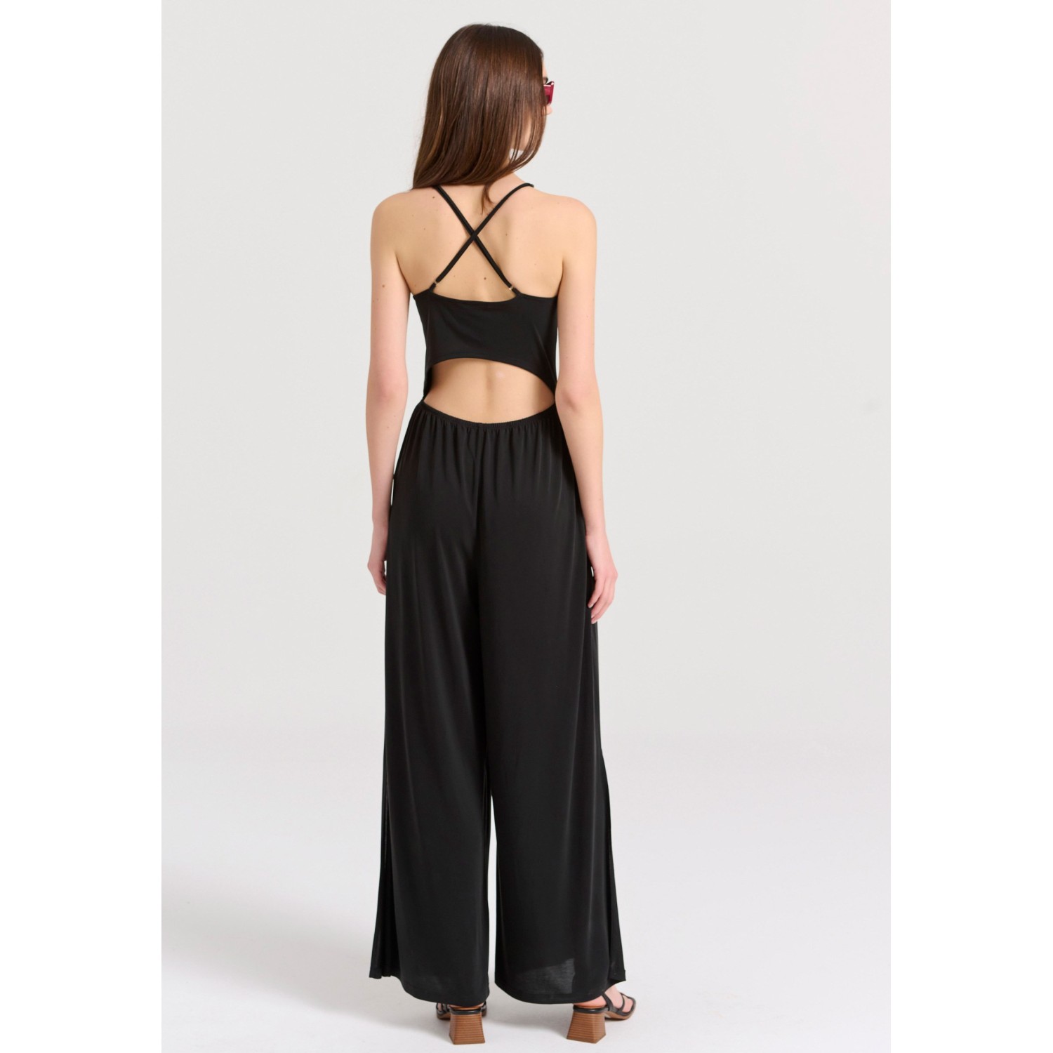 Wide leg fit ολόσωμη φόρμα με πλαϊνά ανοίγματα