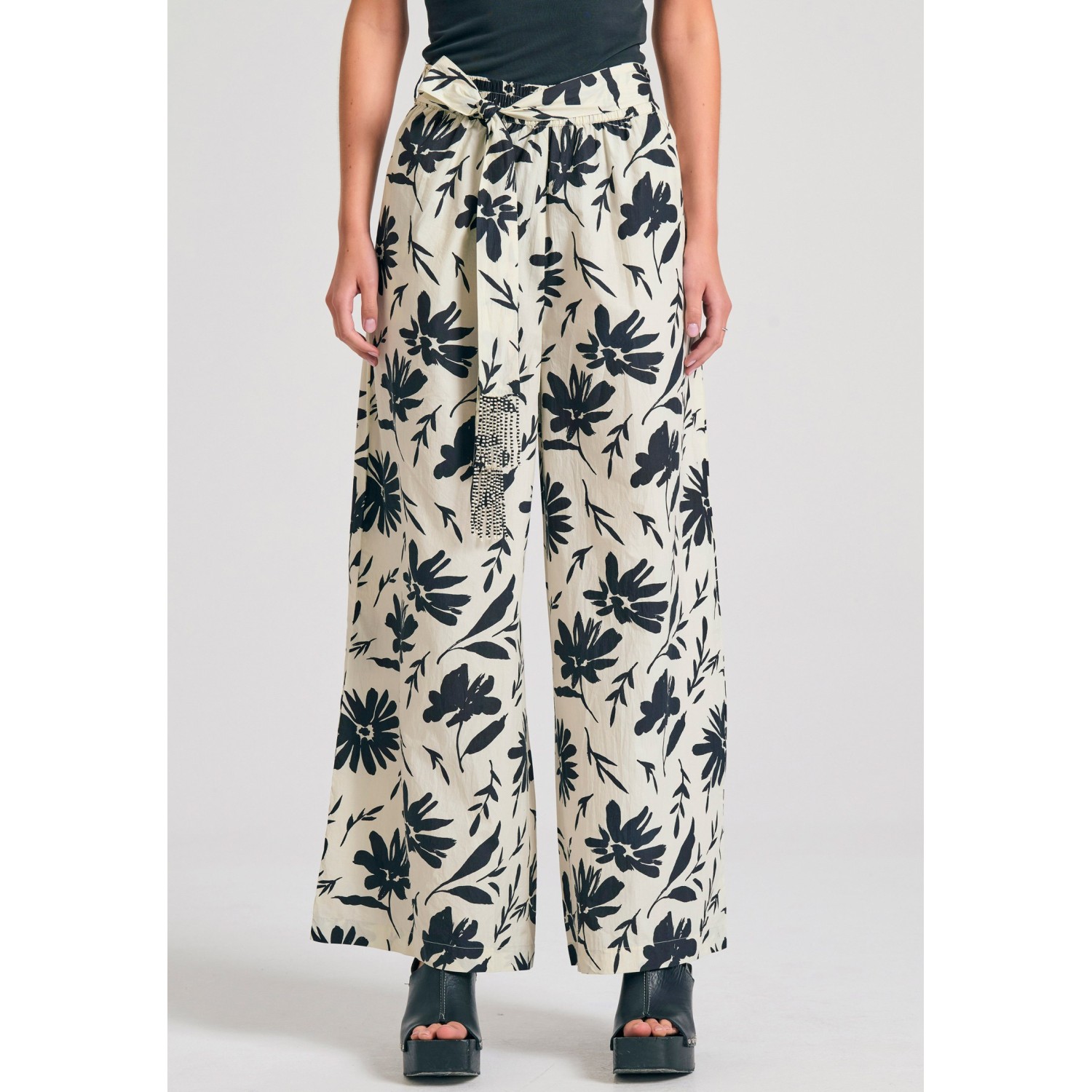 Wide leg εμπριμέ παντελόνα με exotic τύπωμα