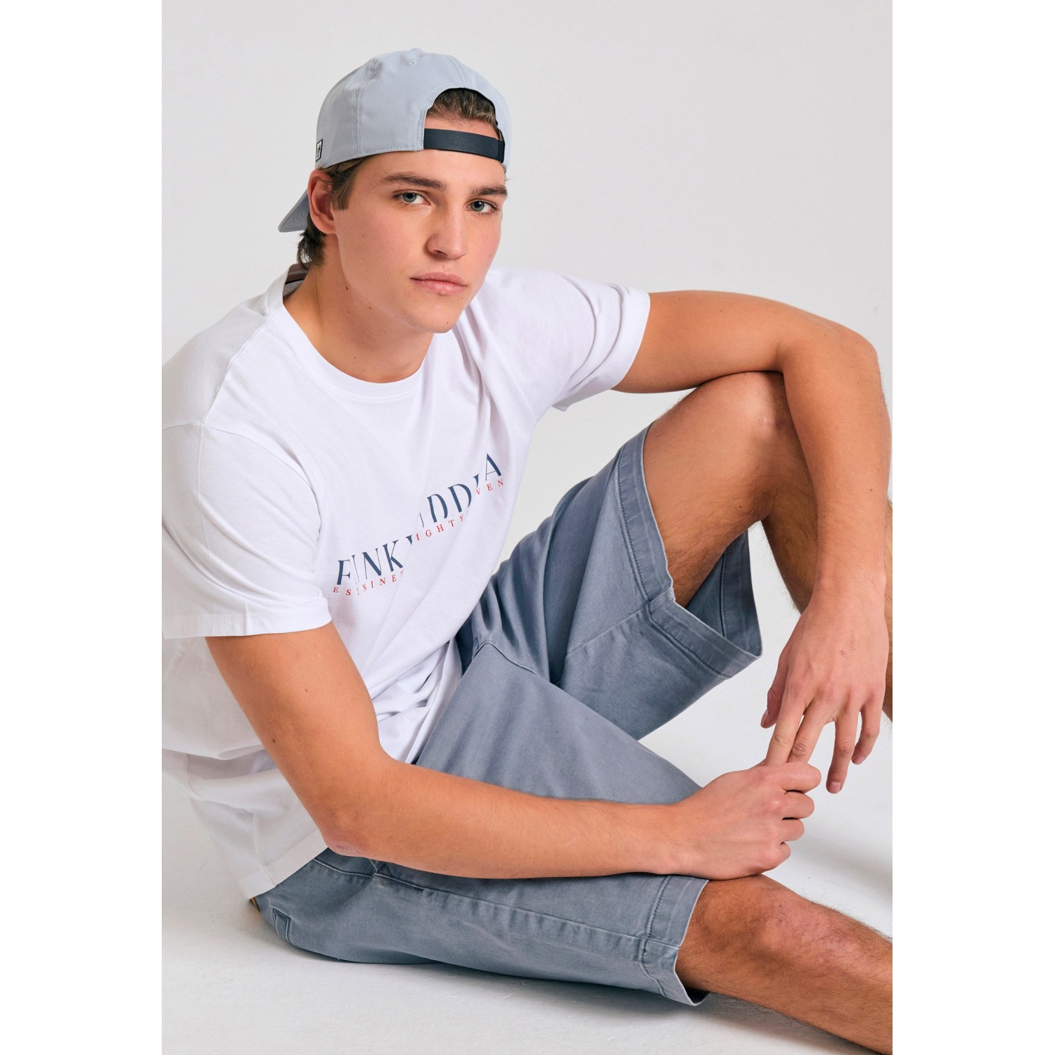 Ανδρική comfort fit garment dyed τζιν βερμούδα