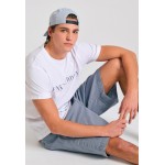 Ανδρική comfort fit garment dyed τζιν βερμούδα