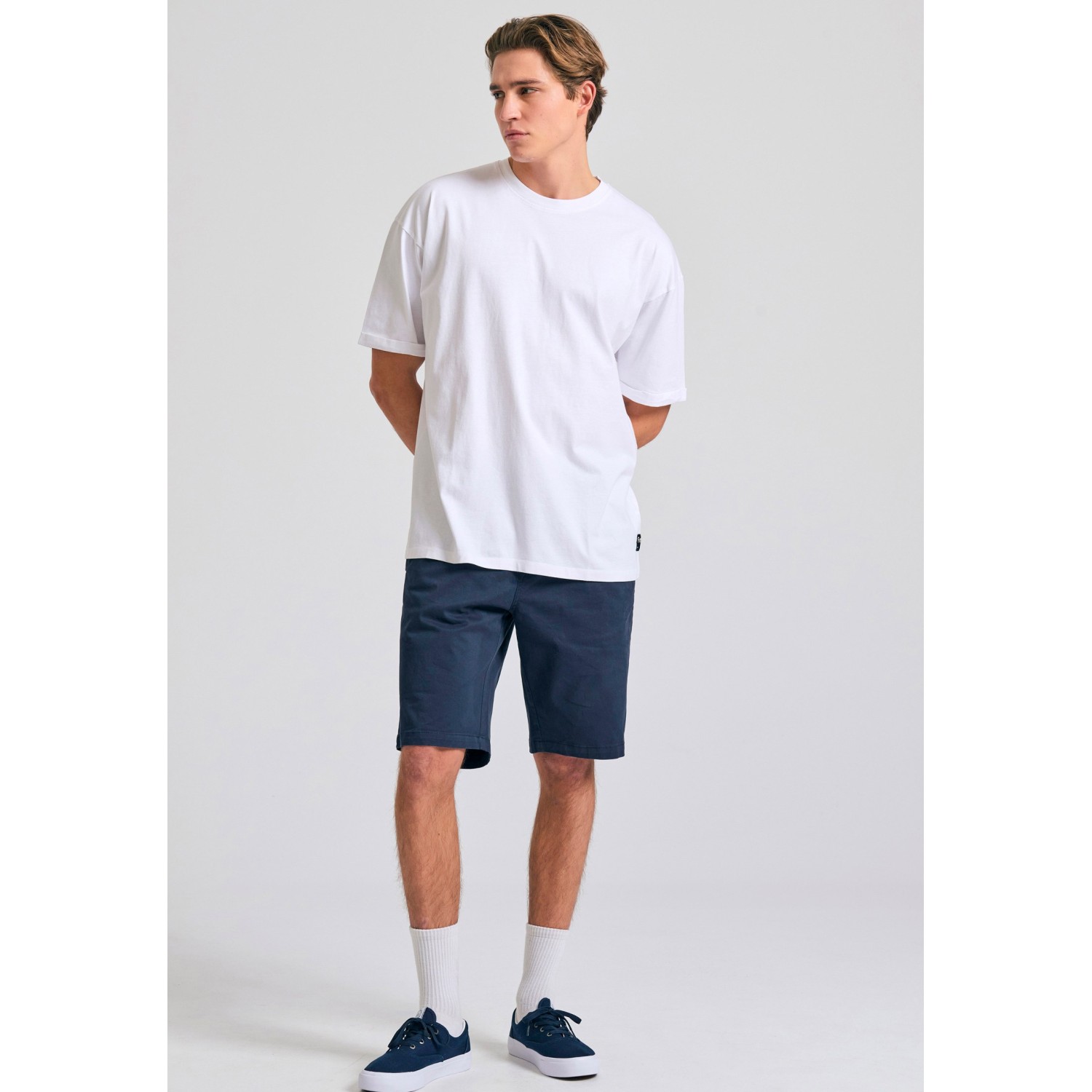 Ανδρική βερμούδα chino - The essentials