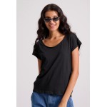 Βαμβακερό t-shirt με στρογγυλή λαιμόκοψη
