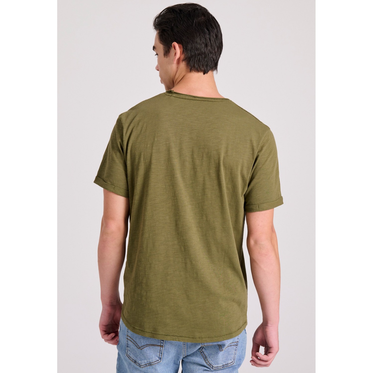 Βαμβακερό t-shirt με τσέπη στο στήθος Βαμβακερό t-shirt με τσέπη στο στήθος