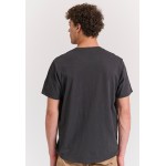 Βαμβακερό t-shirt με τσέπη στο στήθος