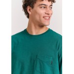 Βαμβακερό t-shirt με τσέπη στο στήθος