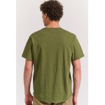 Βαμβακερό t-shirt με τσέπη στο στήθος