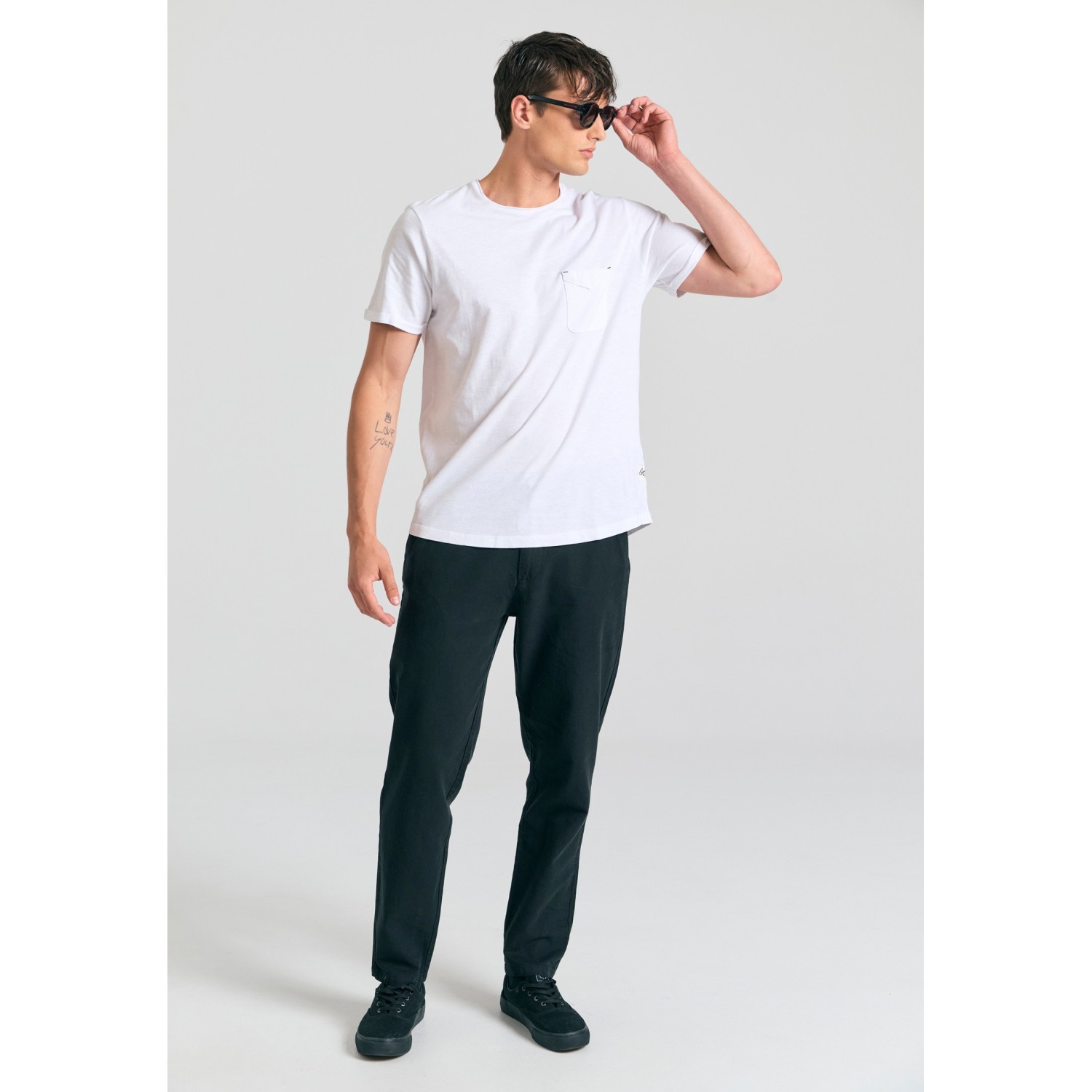 Βαμβακερό t-shirt με τσέπη στο στήθος Garage 55.
