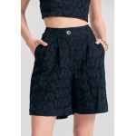 Γυναικεία embroidery βερμούδα με πιέτες