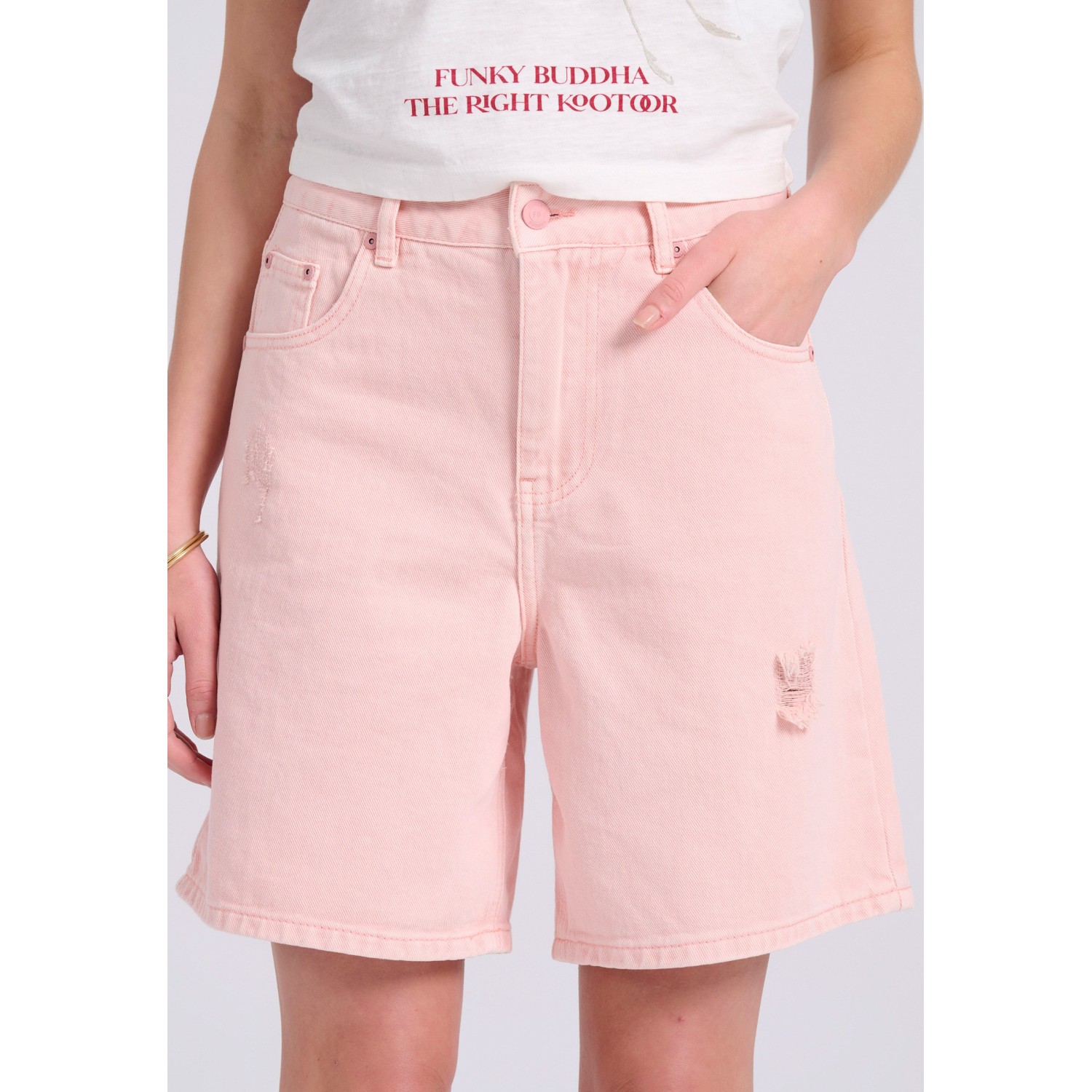 Γυναικεία loose fit garment dyed τζιν βερμούδα