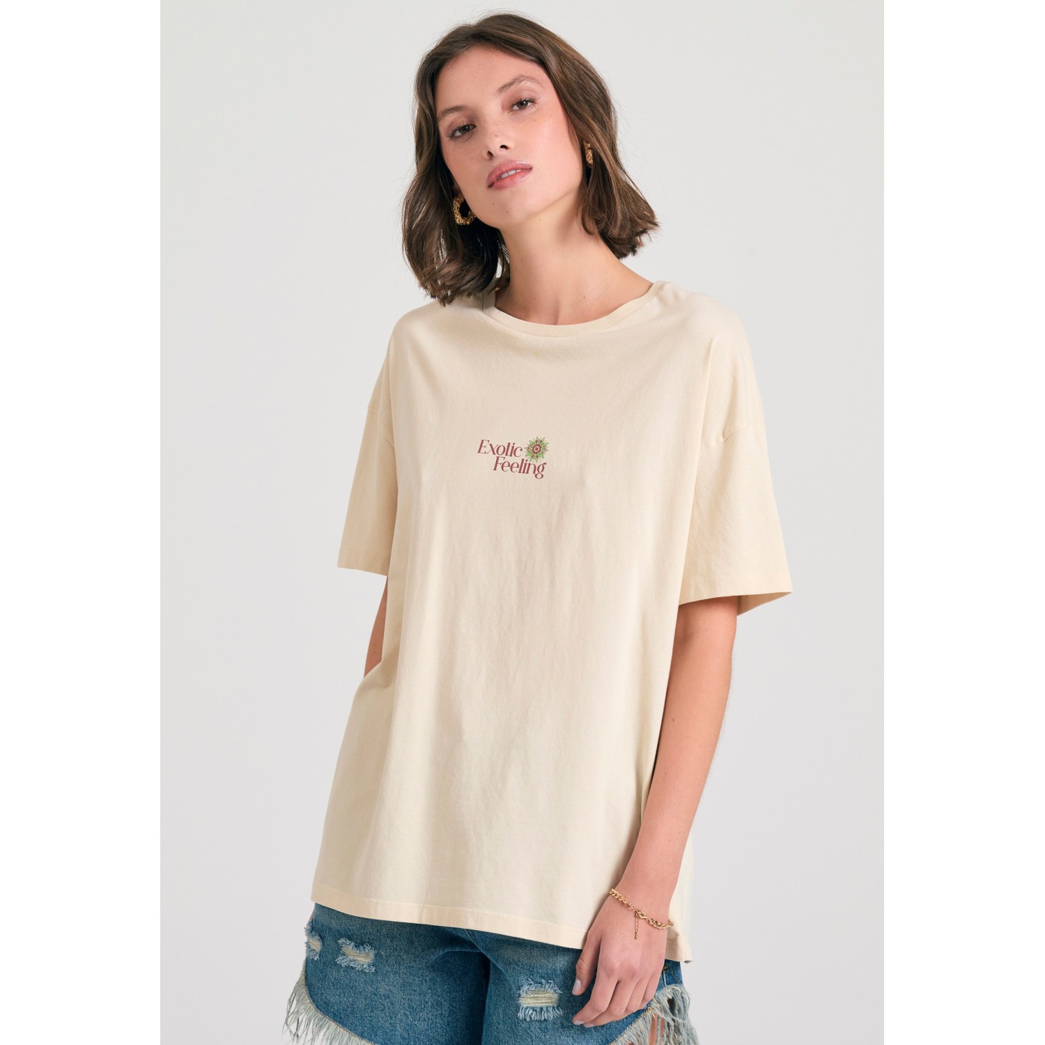 Γυναικείο loose fit t-shirt με exotic τύπωμα στην