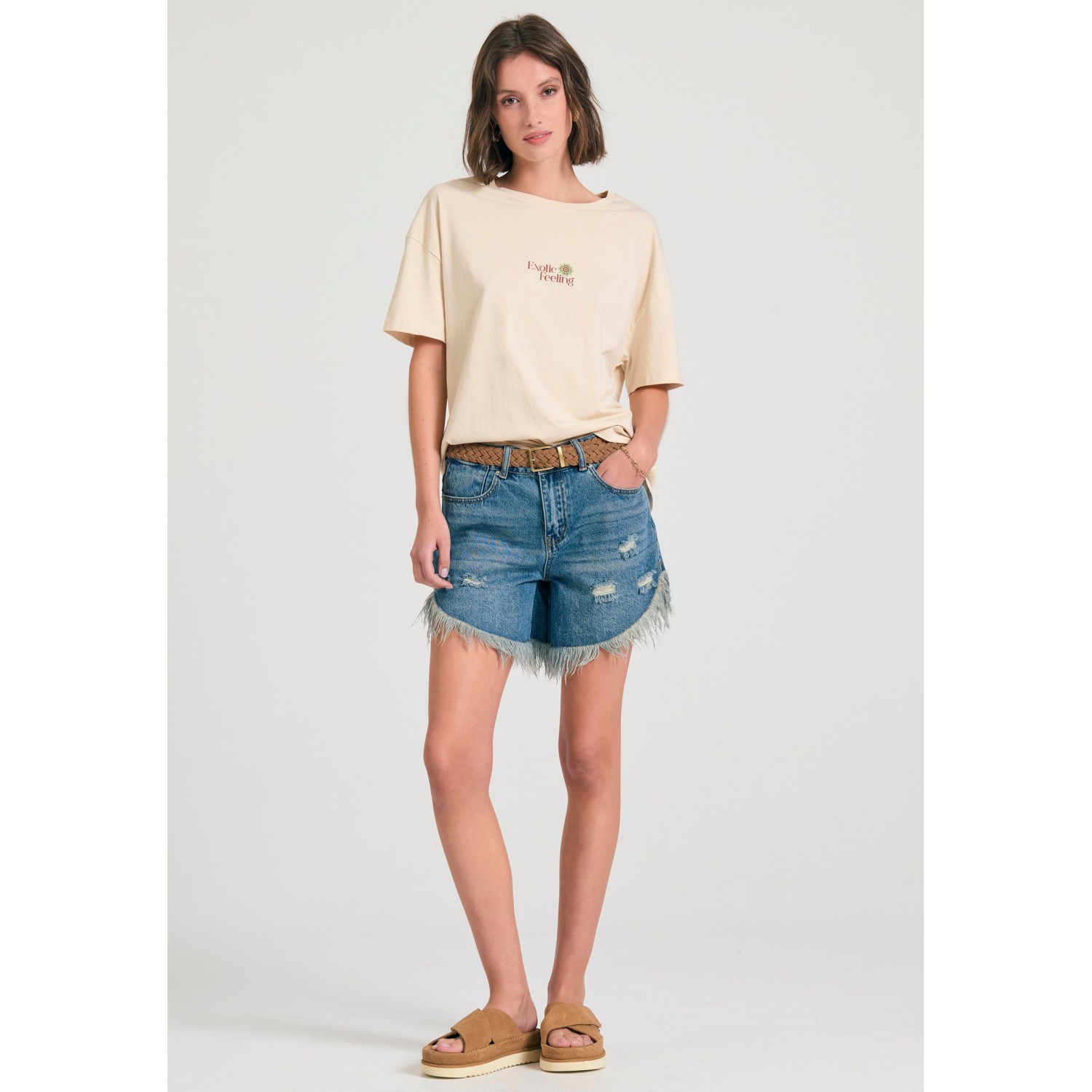 Γυναικείο loose fit t-shirt με exotic τύπωμα στην