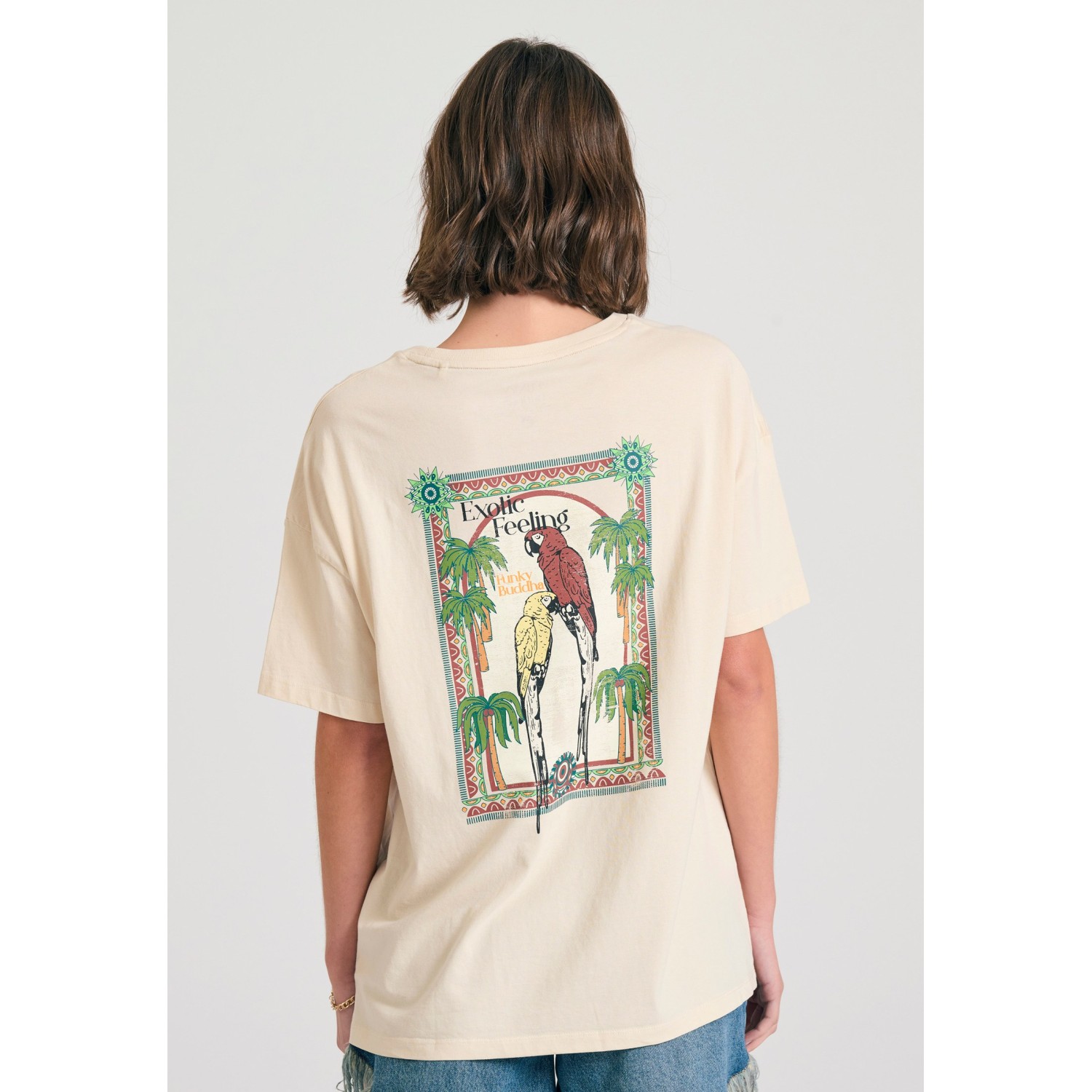 Γυναικείο loose fit t-shirt με exotic τύπωμα στην