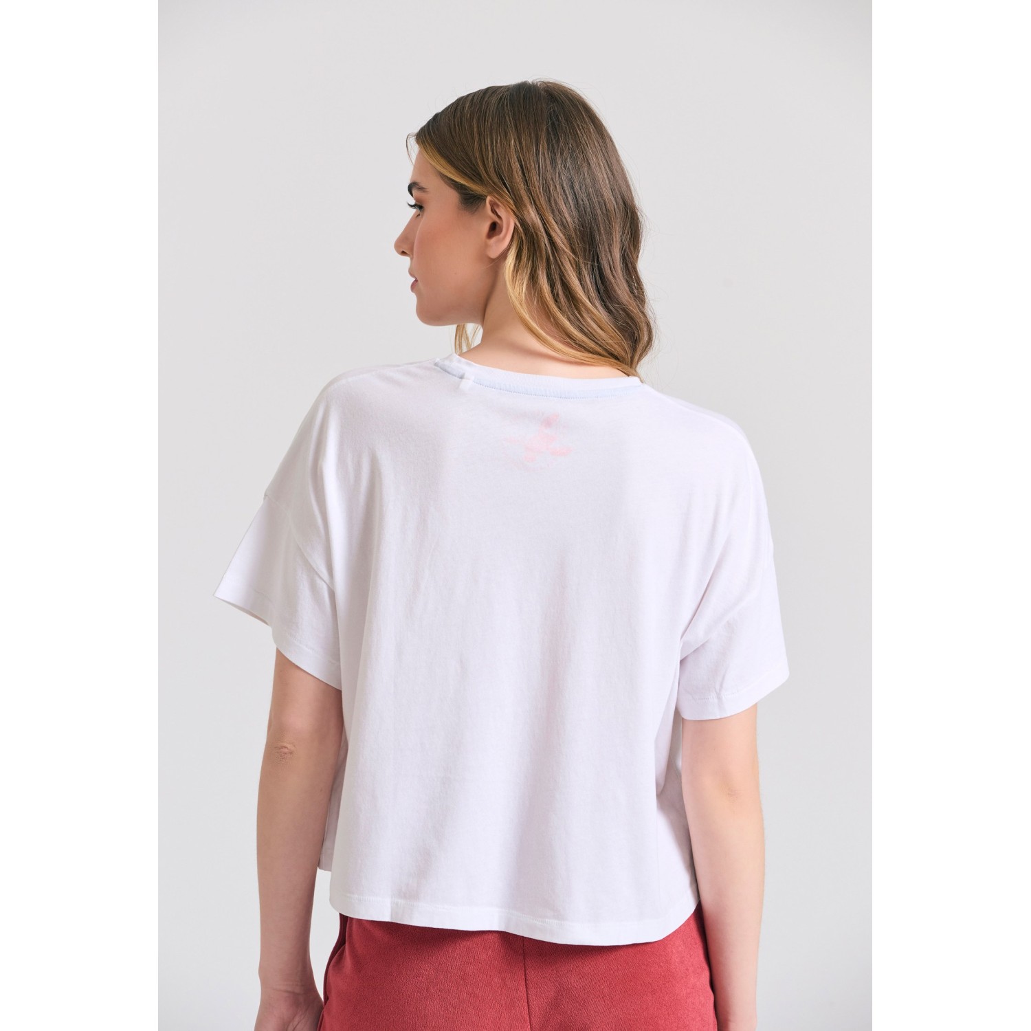 Γυναικείο loose fit t-shirt με frame τύπωμα