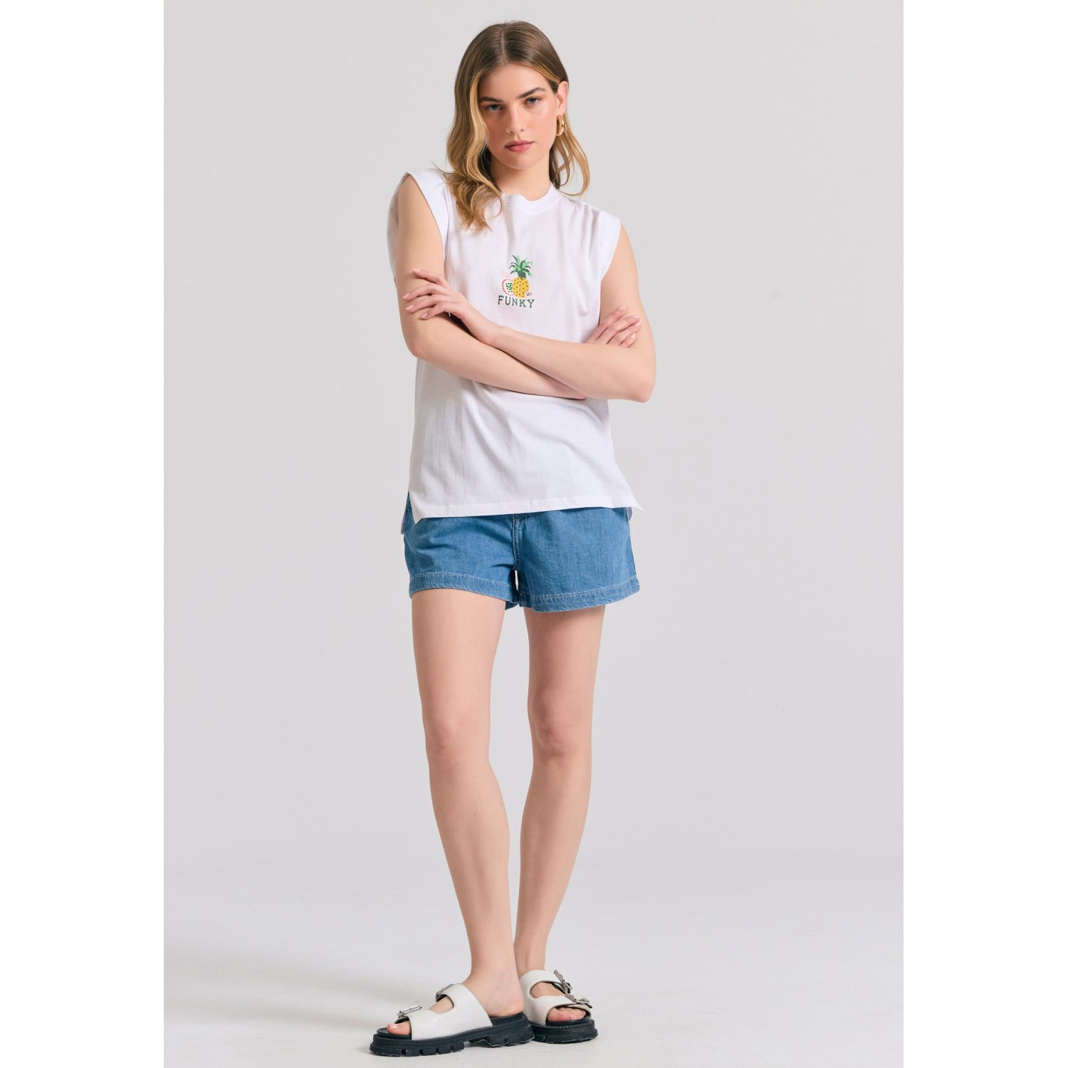 Γυναικείο t-shirt με vintage τύπωμα στην πλάτη