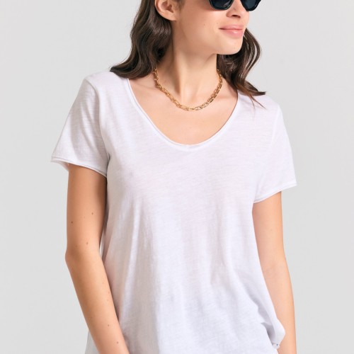Γυναικείο V-neck t-shirt με raw edges - The essent