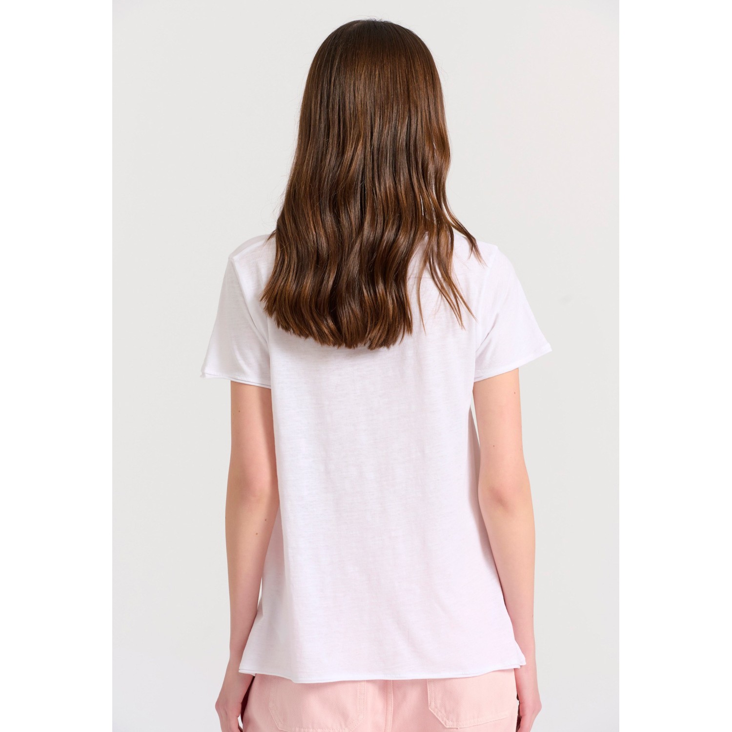 Γυναικείο V-neck μονόχρωμο t-shirt - The essential