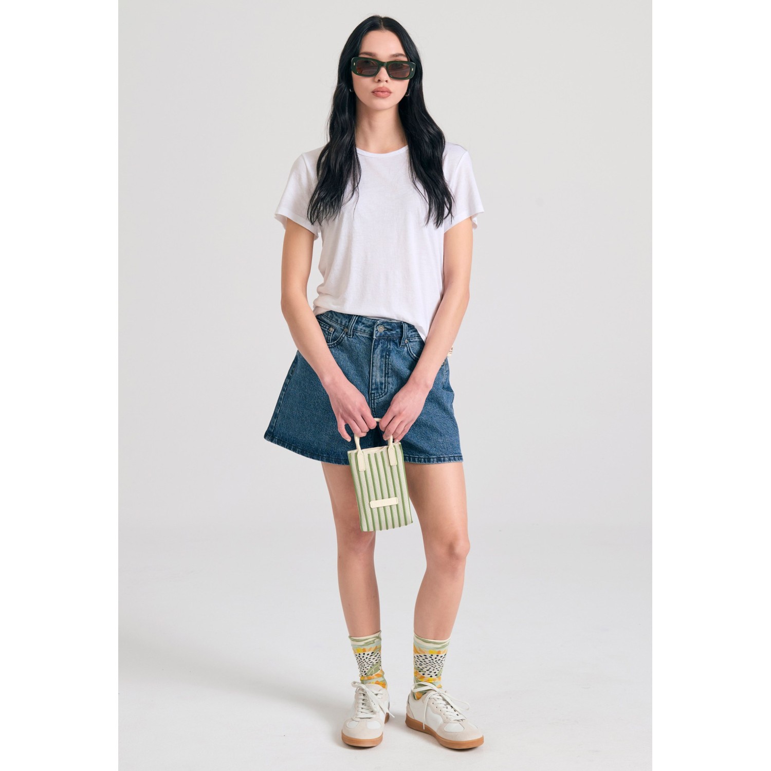 Γυναικείο μονόχρωμο t-shirt από βισκόζη