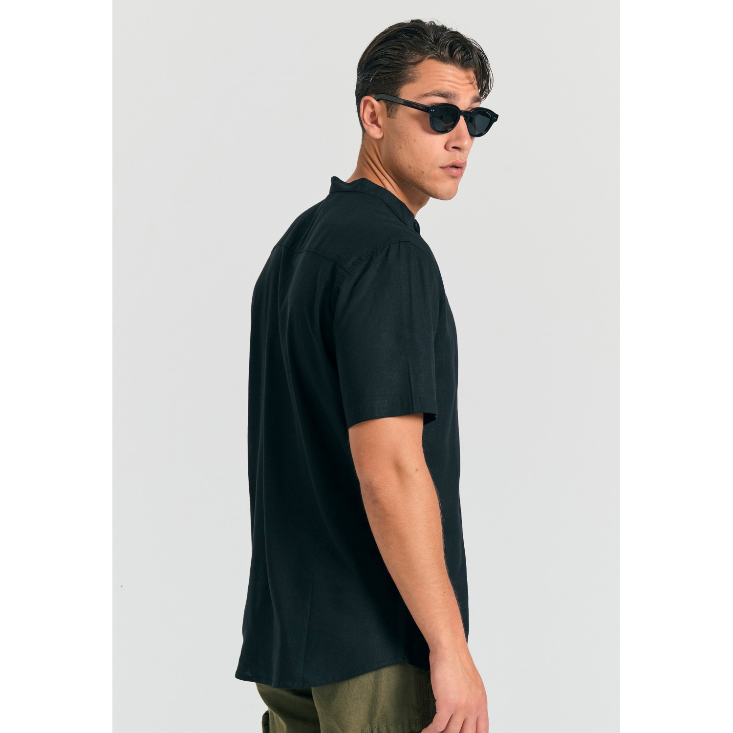 Λινή κοντομάνικη πουκαμίσα relaxed fit