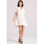 Μίνι linen blend σεμιζιέ φόρεμα με βολάν