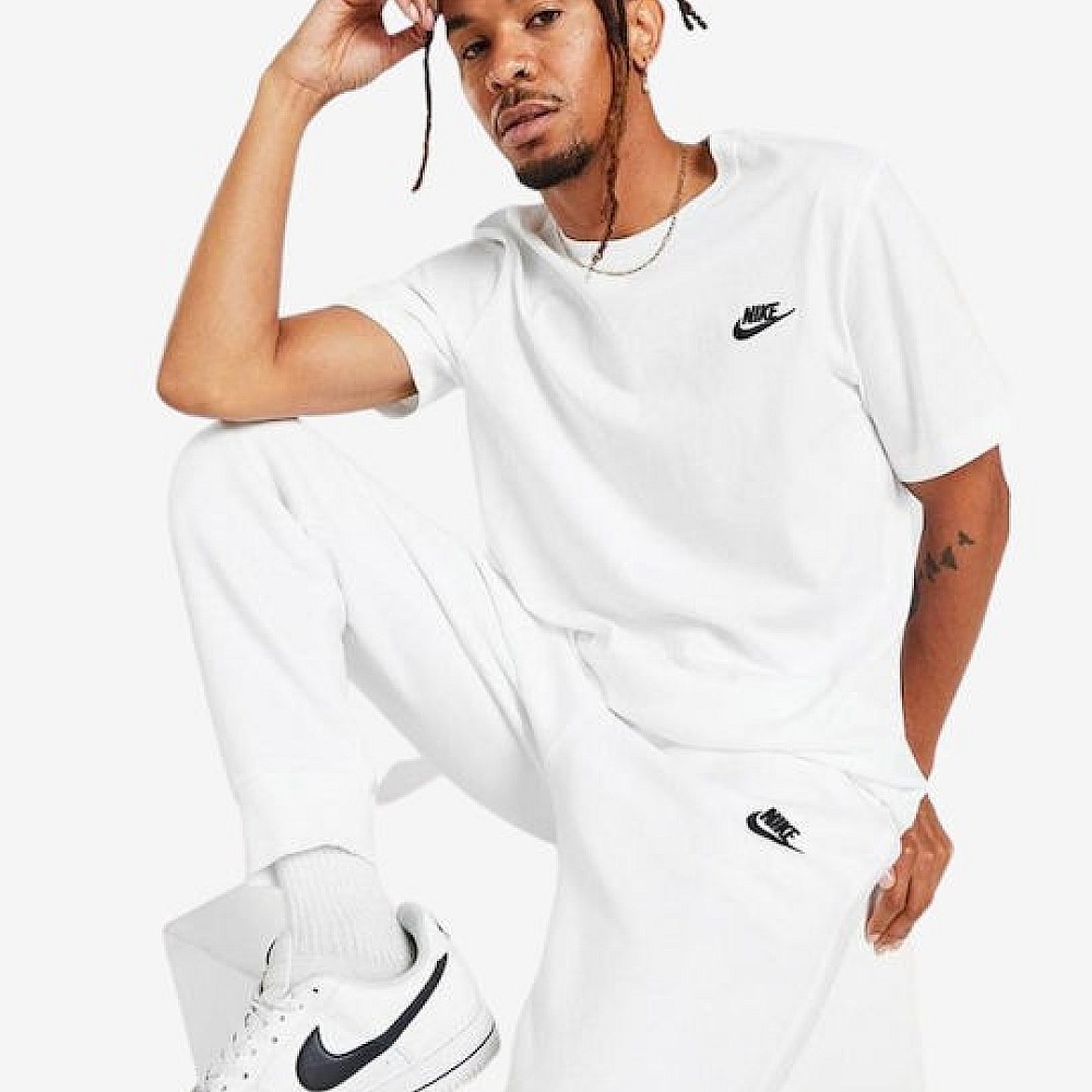 Ανδρική Κοντομάνικη Μπλούζα Club NIKE