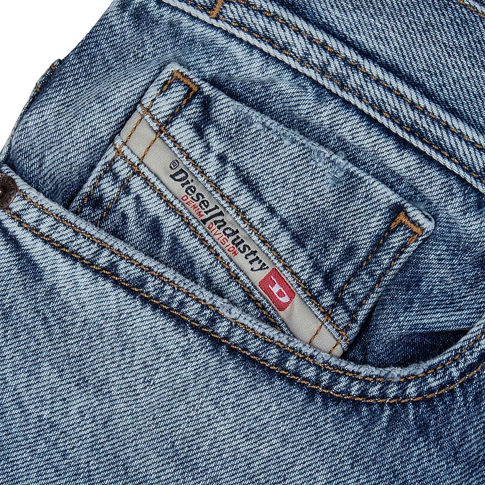 Ανδρικό Τζιν Παντελόνι D-Finitive Slim Fit DIESEL