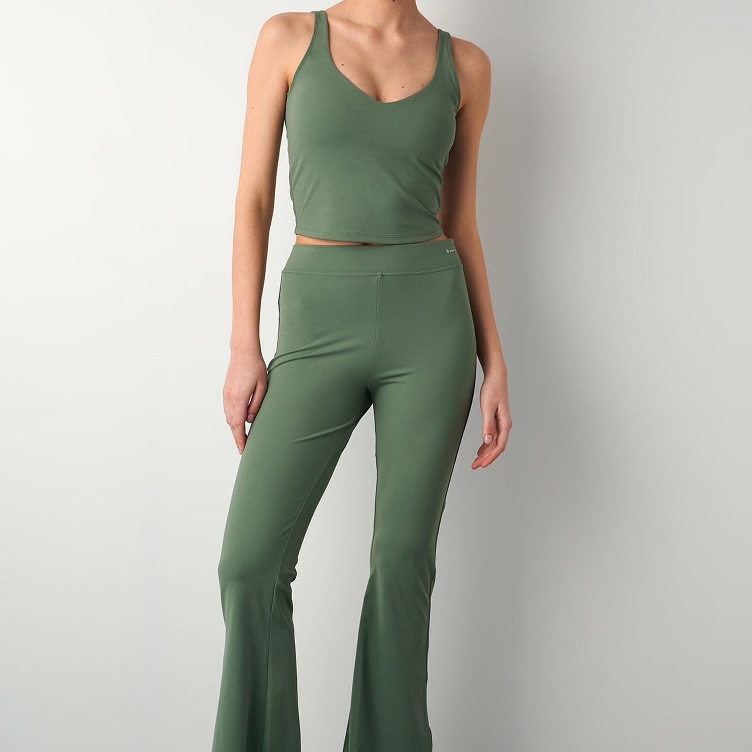 Γυναικείο Crop Top με Πλάτη V SUGARFREE