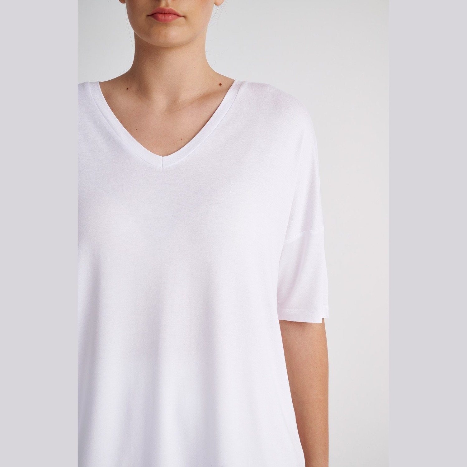 Γυναικεία Μπλούζα Oversized με Λαιμόκοψη V SUGARFREE