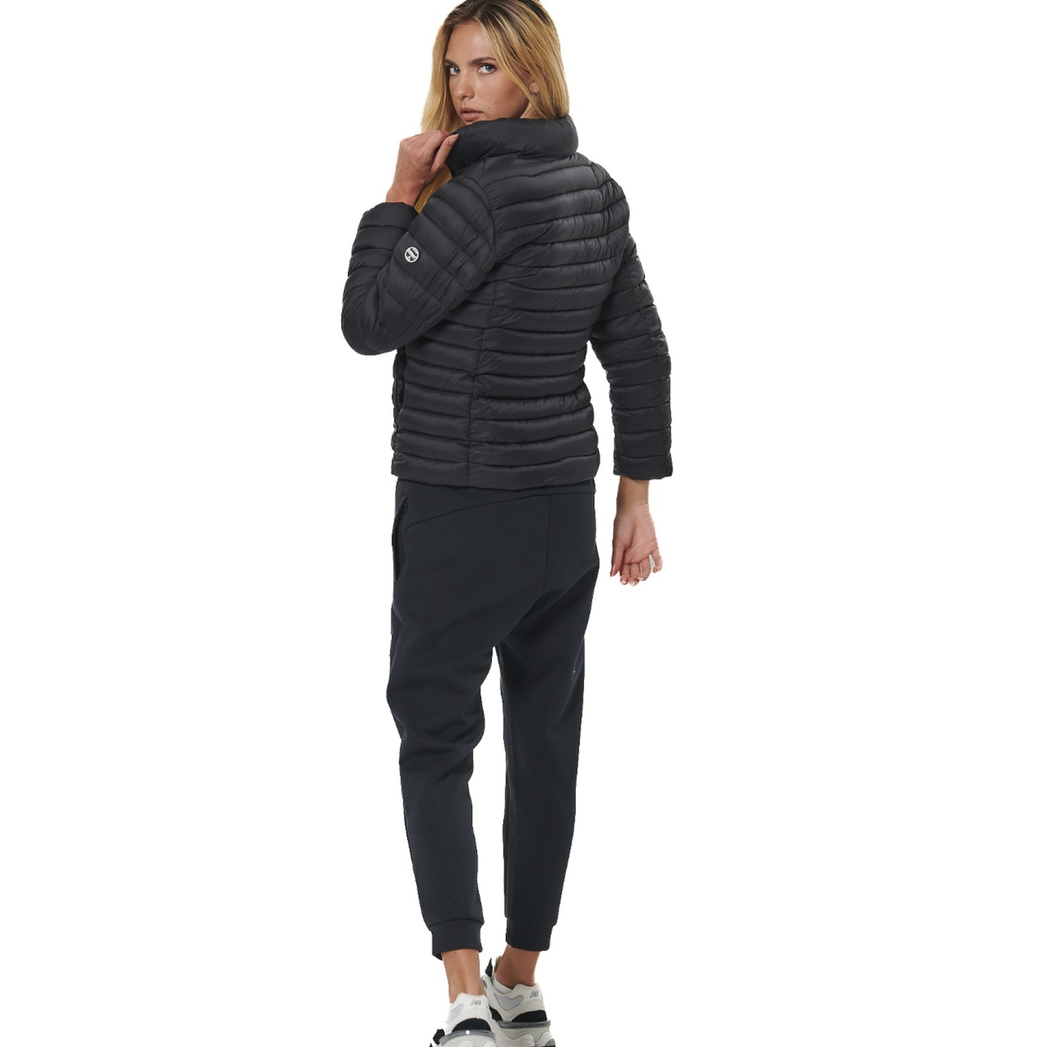 WOMEN'S QUILTED JACKET WITH COLLAR