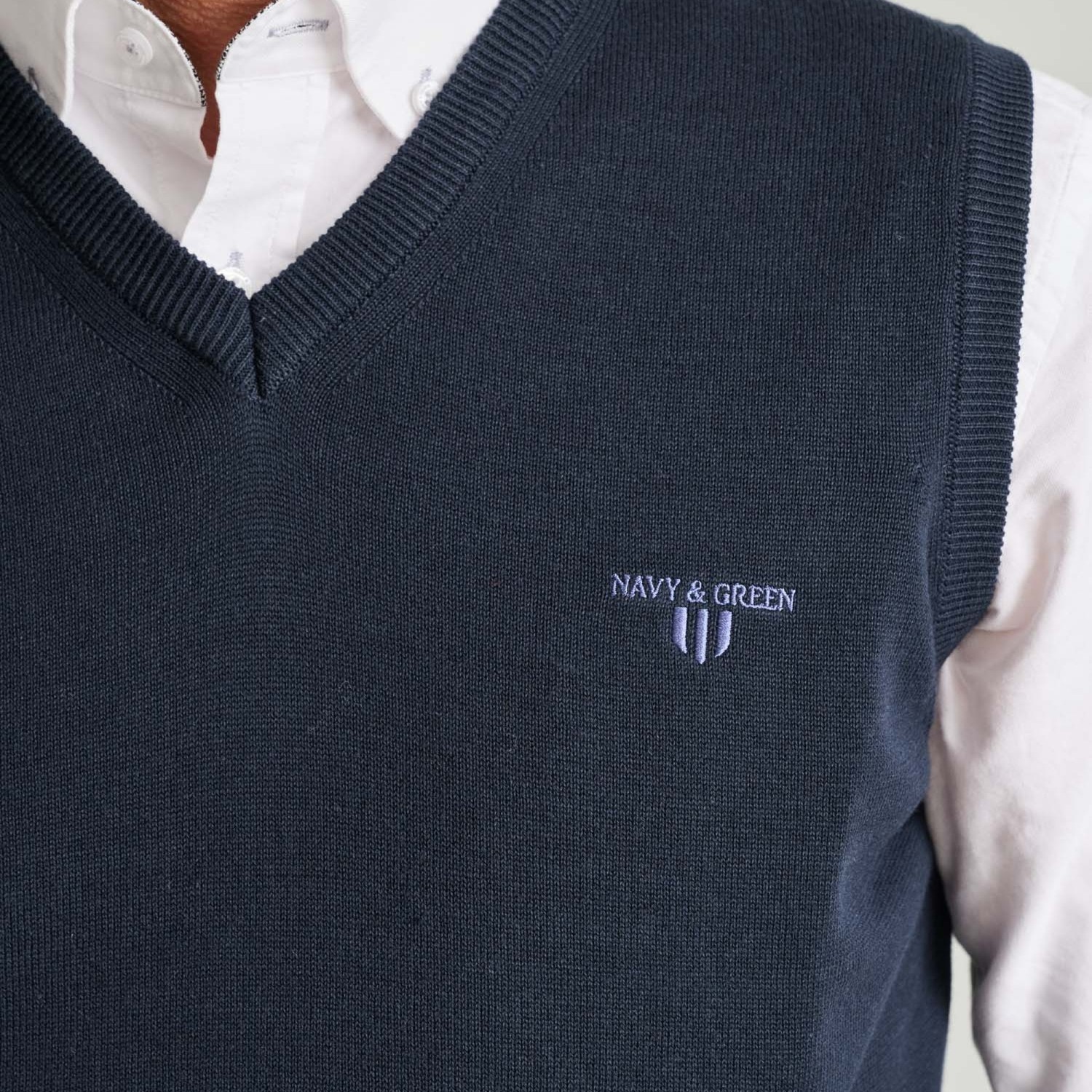Unisex Πλεκτό Βαμβακερό Γιλέκο με Λαιμόκοψη V NAVY & GREEN Unisex Πλεκτό Βαμβακερό Γιλέκο με Λαιμόκοψη V NAVY & GREEN