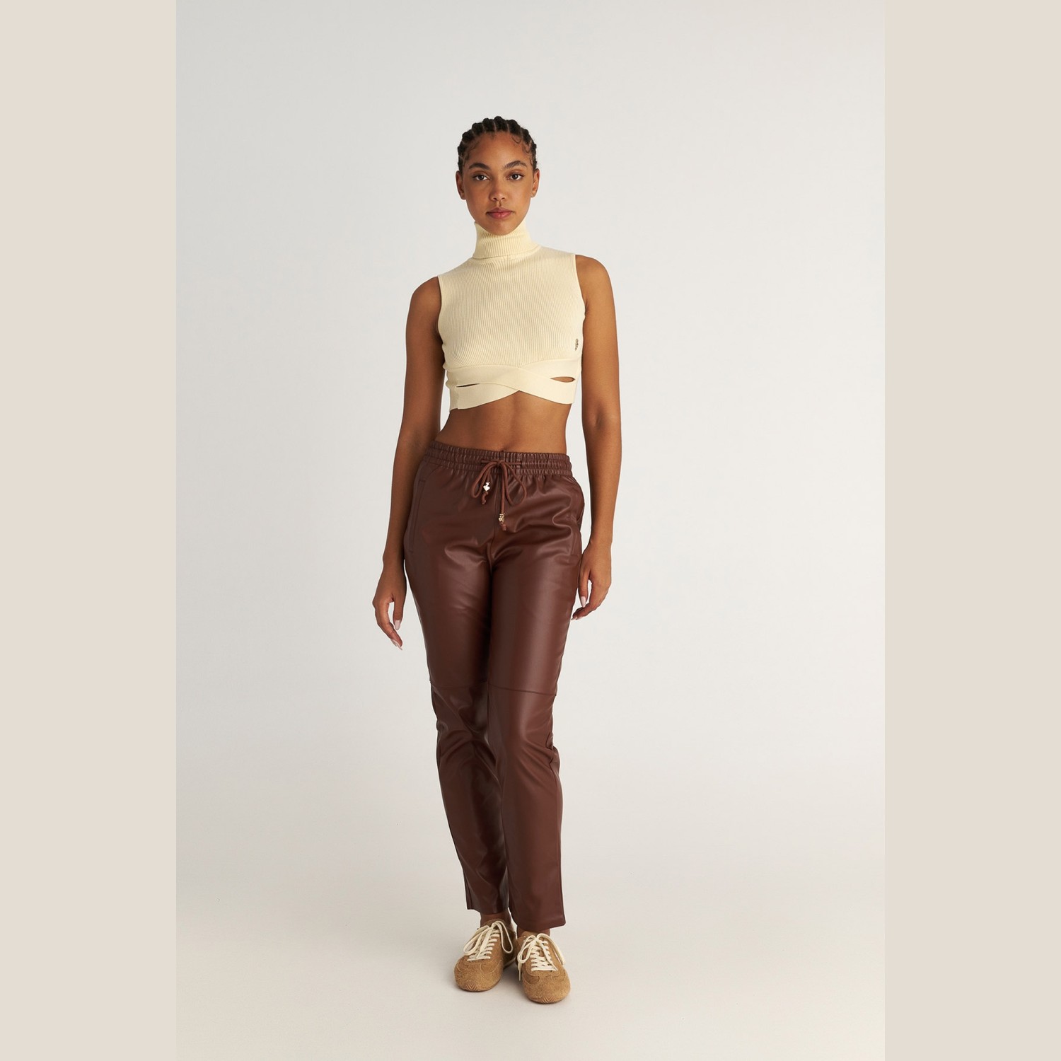 Γυναικείο Αμάνικο Crop Top Ζιβάγκο με Λεπτομέρεια SUGARFREE