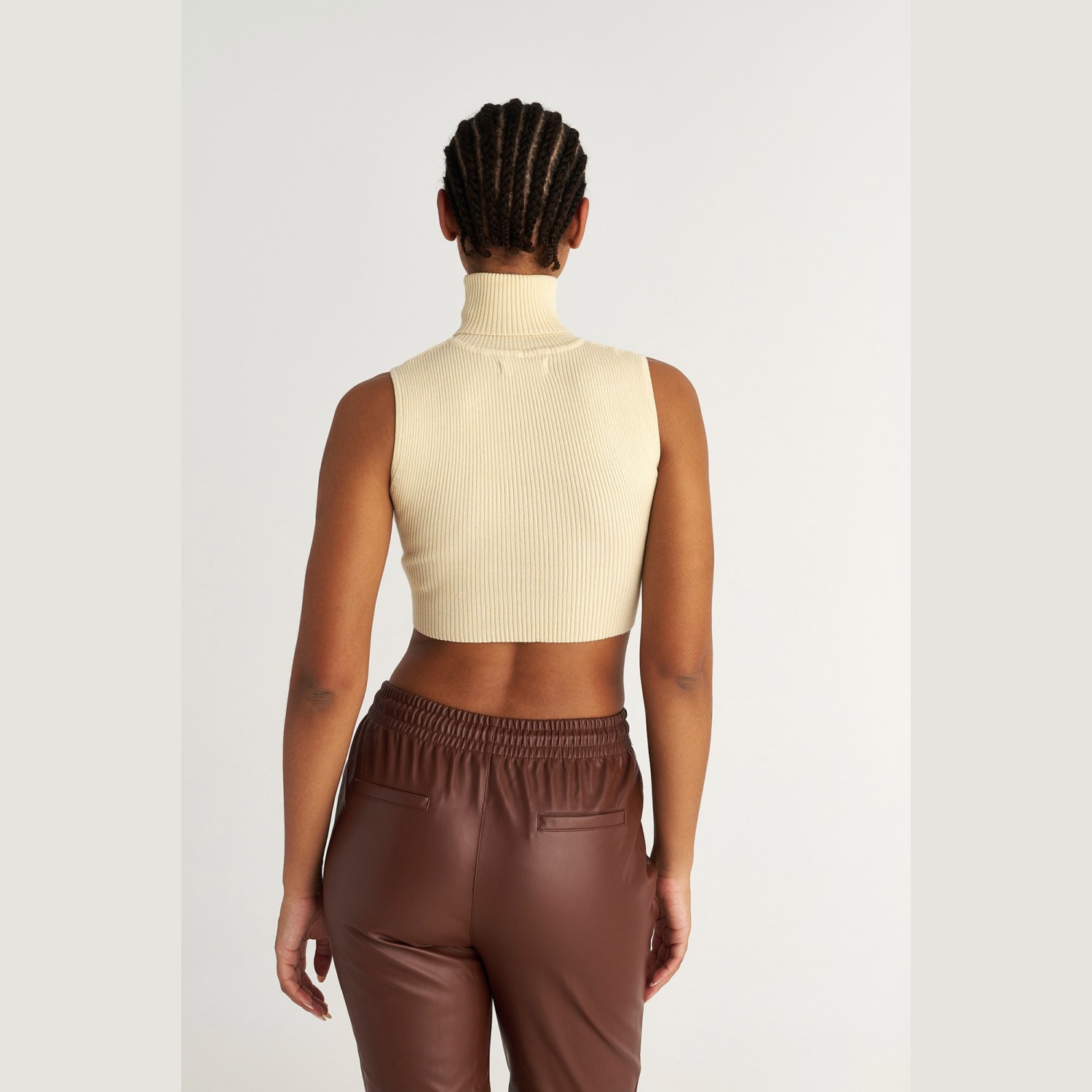 Γυναικείο Αμάνικο Crop Top Ζιβάγκο με Λεπτομέρεια SUGARFREE