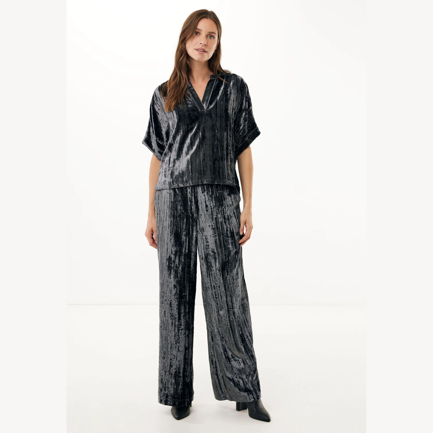 Γυναικείο Παντελόνι Crushed Velvet Φαρδιά Γραμμή MEXX