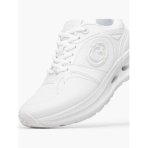 Γυναικεία Sneakers Sebass με Ανάγλυφο Λογότυπο GUESS