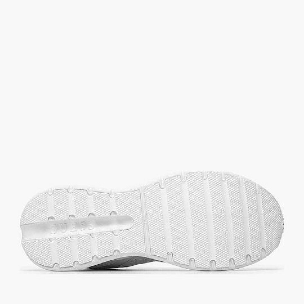 Γυναικεία Sneakers Sebass με Ανάγλυφο Λογότυπο GUESS