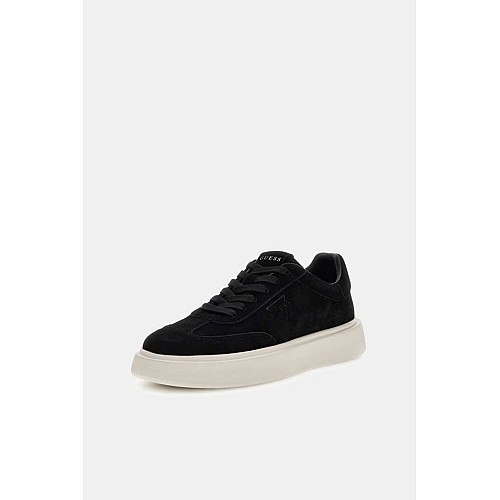 Sneakers 'Plaza' GUESS